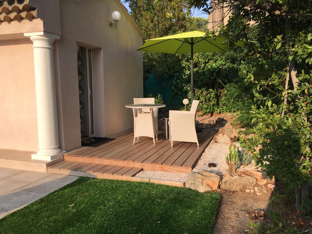 Villa Charme et Détente Saint-Raphaël Esterno foto