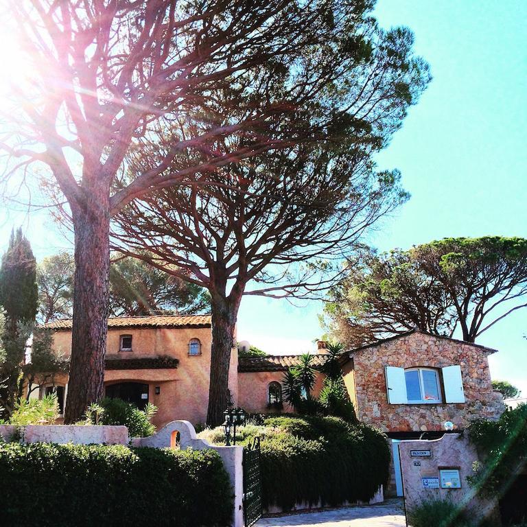 Villa Charme et Détente Saint-Raphaël Esterno foto