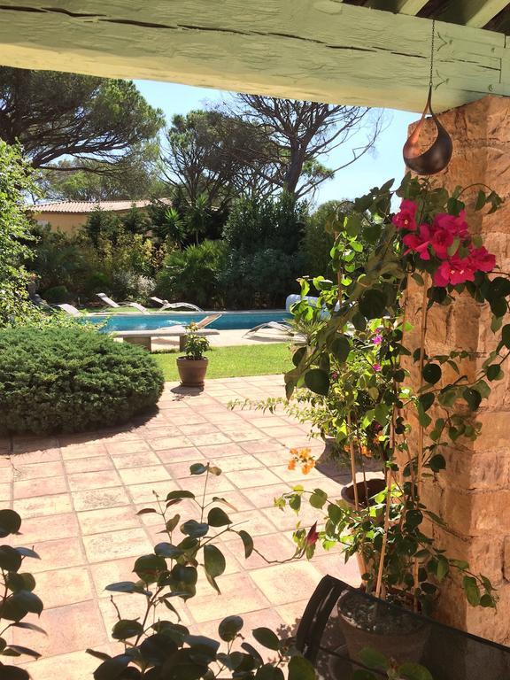 Villa Charme et Détente Saint-Raphaël Esterno foto